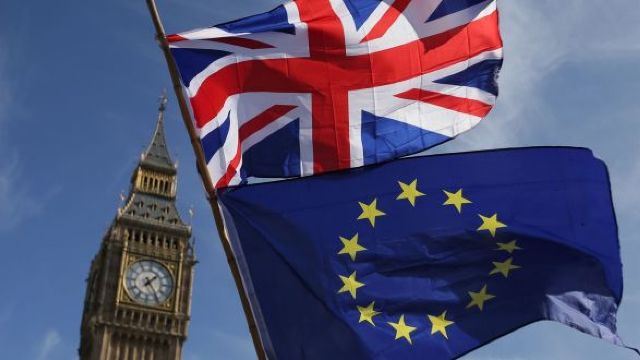 Brexit | Guvernul britanic prezintă un compromis pentru a evita un eșec în parlament
