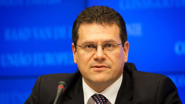Comisarul european Maros Sefcovic anunțat că vrea să intre în cursa pentru șefia Comisiei  Europene