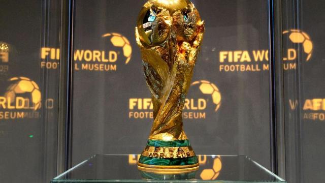 „Extremitățile” Cupei Mondiale. Cel mai înalt, scund, bătrăn, tânăr, greu și ușor jucător de la turneul final
