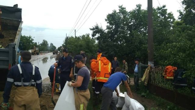 FOTO | Intervenția salvatorilor în urma precipitațiilor
