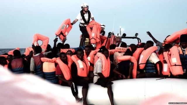 Spania a decis să primească o navă cu 600 de refugiați