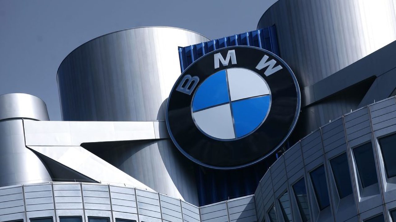 Bmw купить в германий. BMW AG. Концерн BMW Group. Концерн БМВ В Германии. ТНК BMW.
