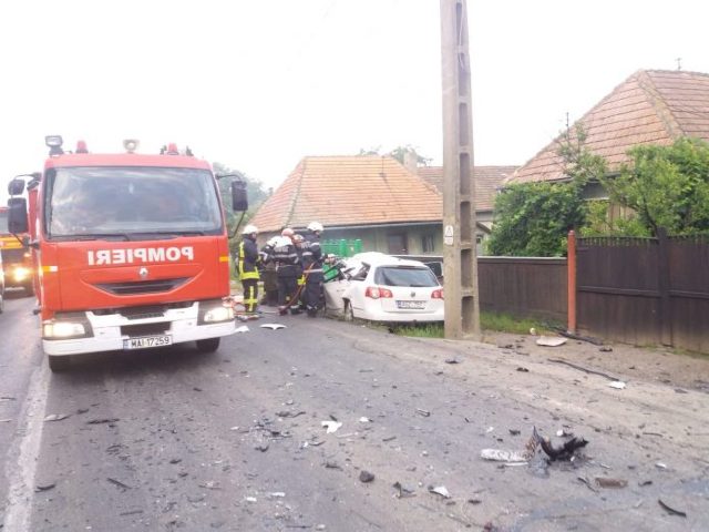 UPDATE | Detalii despre accidentul din România. Cei doi cetățeni din R.Moldova care au decedat erau tată și fiu