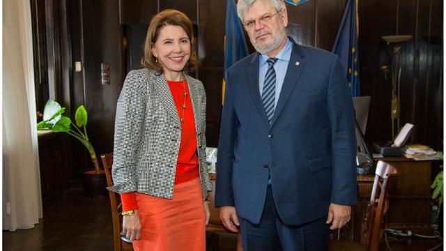 Ambasadorul Franței în România a efectuat o vizită la sediul SRR, la invitația Președintelui Director General, Georgică Severin