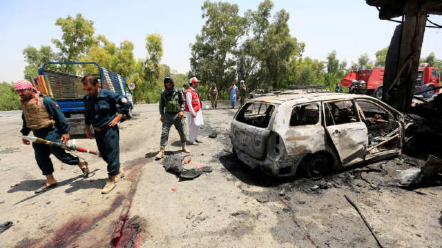 Zece persoane au fost ucise într-un atac sinucigaș în Afganistan