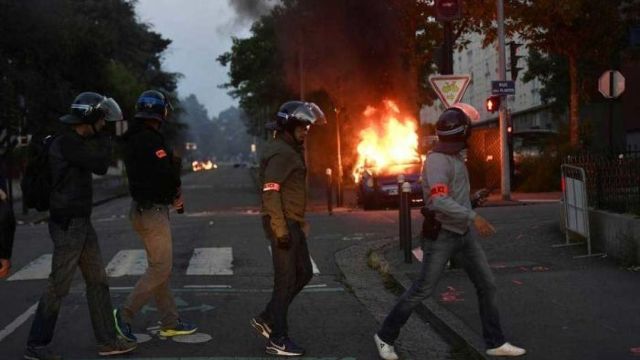 Un tânăr de 22 de ani a decedat la Nantes după ce poliția a deschis focul asupra lui în timpul unui control de rutină