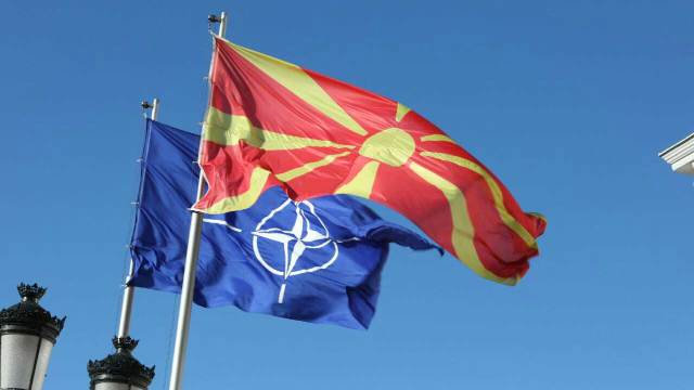 Parlamentarii Macedoniei au adoptat în unanimitate Declarația de aderare la NATO