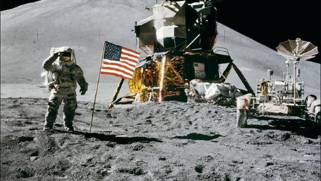 Aproape 60% dintre ruși pun la îndoială faptul că americanii nu au ajuns pe Lună
