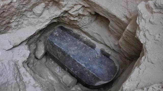 Descoperire istorică în Egipt. Un sarcofag vechi de 2.000 de ani, dar arheologii nu știu cine se află în el