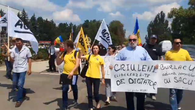 UPDATE | Un nou protest al Mișcării de Rezistență ACUM. „Criuleni vrea schimbare, Plaha la închisoare!” (VIDEO)