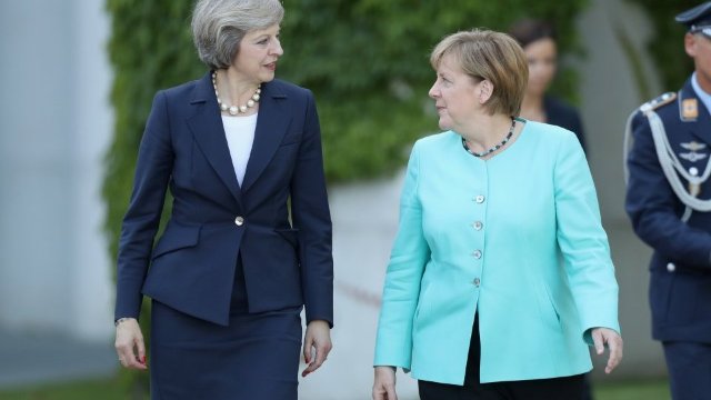Angela Merkel salută propunerile Guvernului Theresa May privind Brexit