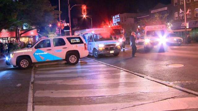  Doi morți, inclusiv atacatorul, și 13 răniți într-un atac armat din Toronto