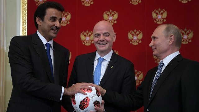 Fotbal | Putin a predat emirului Qatarului organizarea Cupei Mondiale din 2022