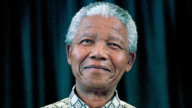 PORTRET: Nelson Mandela – ultimul erou veritabil al planetei, simbolul venerat al sacrificiului și dreptății