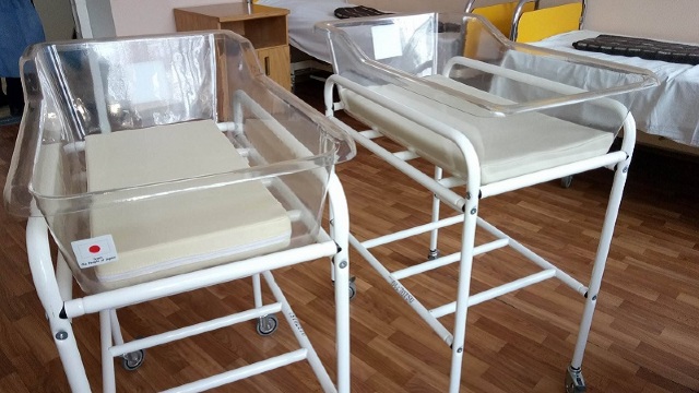 Un tânăr, schimbat la naștere în spitalul din Călărași, va fi despăgubit cu 2 mii de euro (Sănătate INFO)