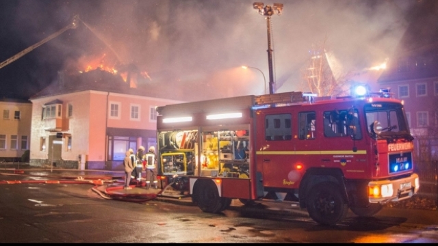 Incendiu izbucnit la un centru de refugiați în vestul Germaniei