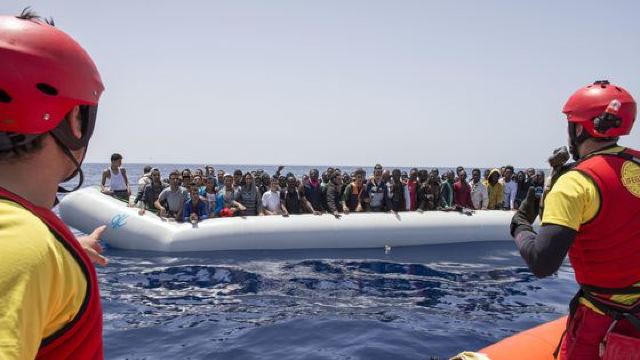400 de refugiați au fost salvați din Marea Mediterană, în acest weekend, de autoritățile din Spania