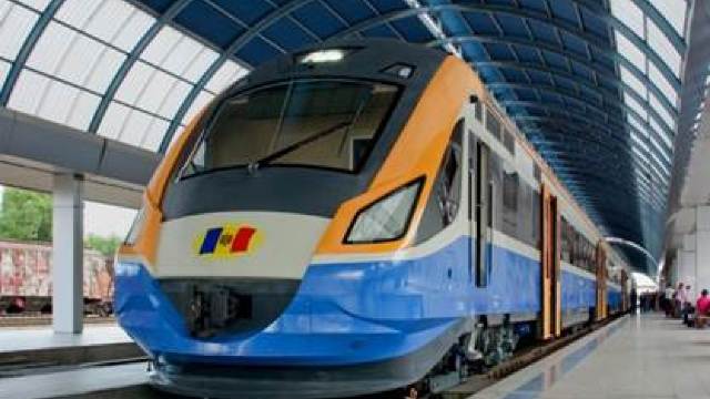 Trenul de pe cursa Chișinău – Iași va avea stație la Călărași