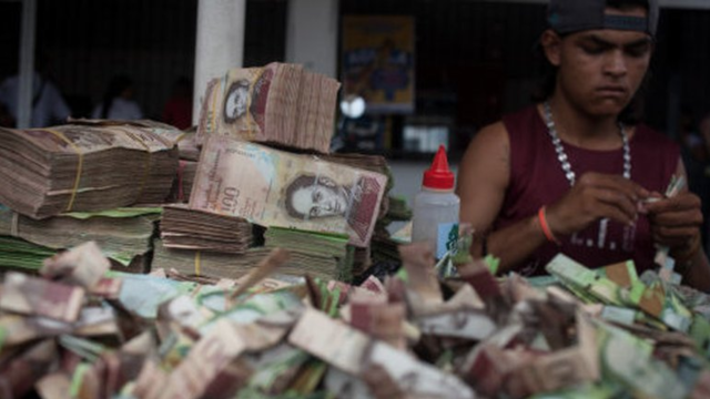 Venezuela se pregătește pentru modificarea monedei. Cinci zerouri vor fi eliminate de pe noile bancnote