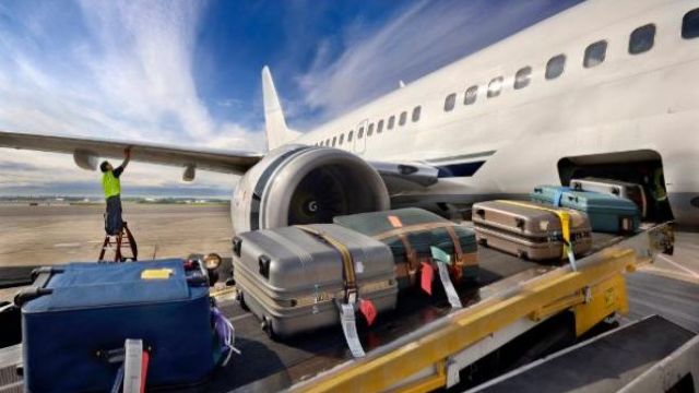 Norme noi de răspundere pentru operatorii aerieni în cazul daunelor produse pasagerilor, bagajelor și mărfurilor