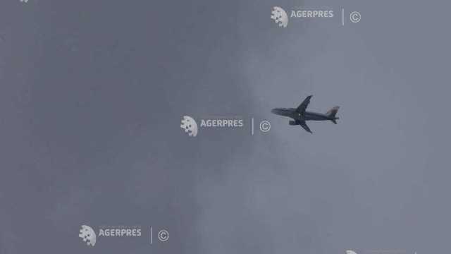 Un avion necunoscut s-a apropiat periculos de mult de o aeronavă de pasageri rusă deasupra Mării Negre
