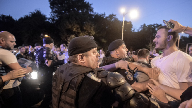 Procurorii militari de la București au deschis DOSAR PENAL privind intervenția jandarmilor la protestele din Piața Victoriei