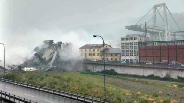 IGSU va contracta o companie specializată pentru a aduce corpul neînsuflețit al bărbatului decedat în urma prăbușirii podului de la Genova