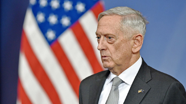 Ministrul american al apărării face o vizită neanunțată în Afganistan
