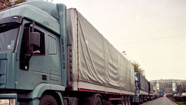 Transportatorii din R.Moldova se confruntă cu un deficit de autorizații de tranzit prin Ucraina