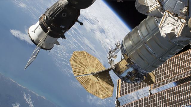 Franța va cheltui 4 MILIARDE de dolari pentru actualizarea și modernizarea sateliților săi militari