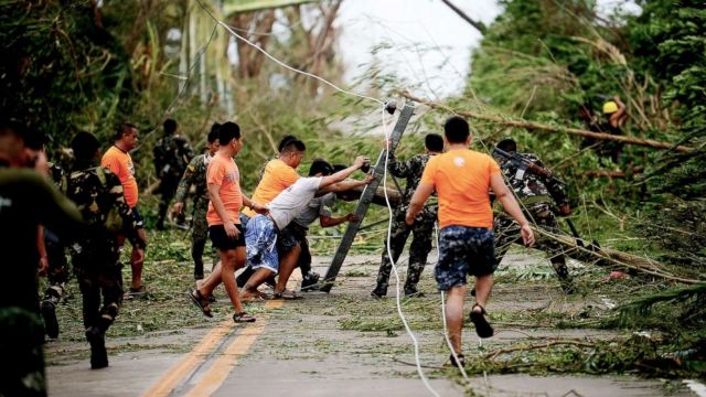 VIDEO | Taifunului Mangkhut a făcut cel puțin 28 de morți în Filipine