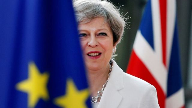 Premierul britanic Theresa May a avertizat că Londra ar putea ieși din blocul comunitar fără un acord cu UE