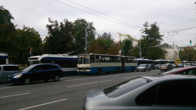 Circulația troleibuzelor în Capitală a fost blocată pentru câteva zeci de minute