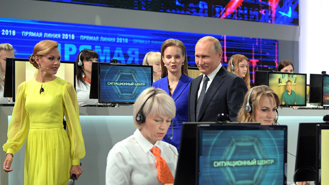 SONDAJ | Încrederea rușilor în știrile de la TV s-a redus de la 79% până la 49%, în nouă ani