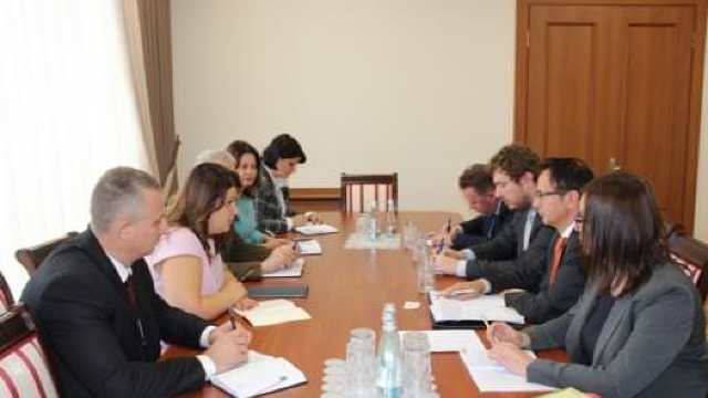 Cristina Lesnic și șeful Misiunii OSCE în R.Moldova, Claus Neukirch au discutat perspectivele rezolvării diferendului transnistrean 