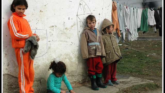 Raport ONU | Jumătate dintre cei care trăiesc în sărăcie în întreaga lume sunt copii