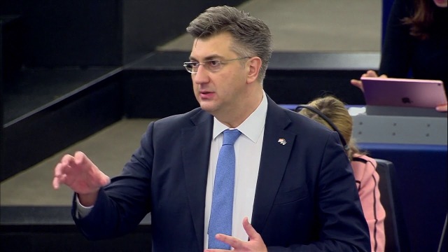 Premierul Croației susține că drumul Serbiei spre UE trece prin Zagreb

