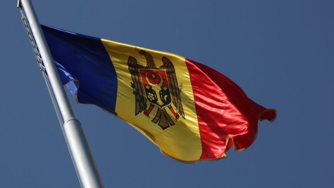 Republica moldova. Флаг Республики Молдова. Флаг Республики Молдавии. Флаг президента Молдовы. Флаг Молдавии и России.