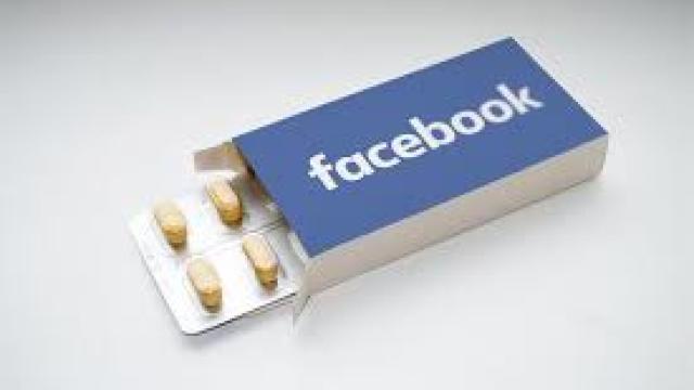 Dependența de Facebook, asemănătoare cu cea de droguri, semnalează specialiștii