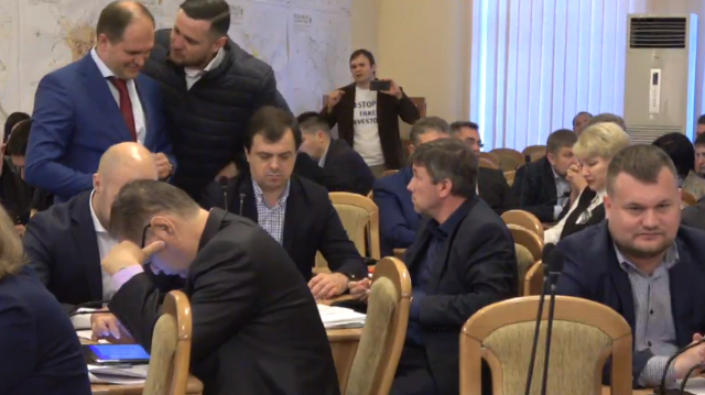 Consiliului Municipal: Adrian Talmaci i-a interzis unui activist să filmeze ședința 