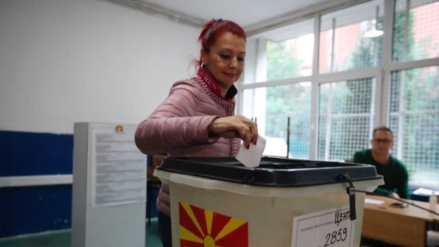 Reacția UE la referendumul din Macedonia
