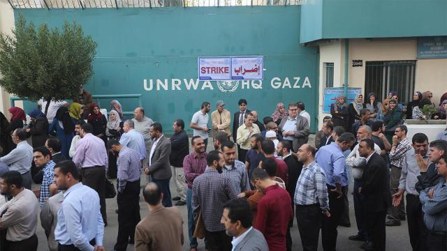 Angajați ai Agenției ONU pentru refugiați palestinieni au intrat în grevă, în Fâșia Gaza