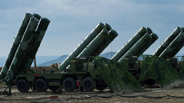Rusia va livra Indiei rachete balistice intercontinentale S-400