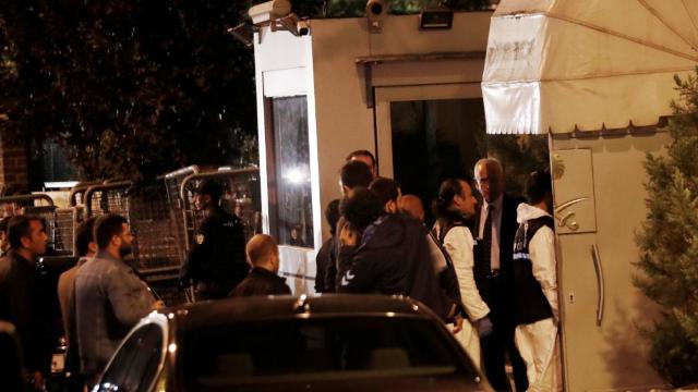 Autoritățile turce au început percheziția consulatului saudit la Istanbul, în cazul dispariției  jurnalistului Jamal Khashoggi