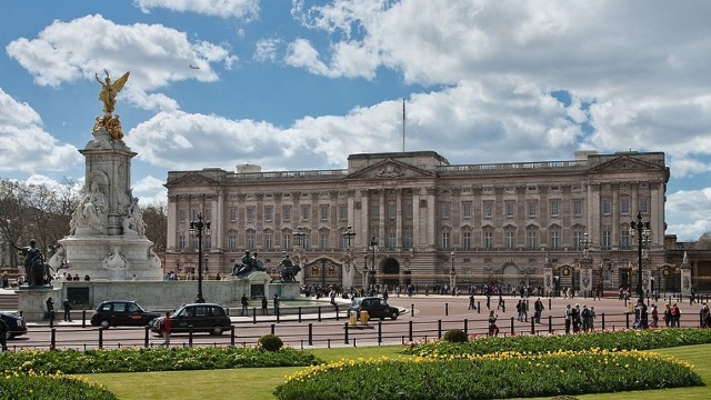 Sute de opere de artă sunt mutate din Palatul Buckingham pentru o modernizare majoră