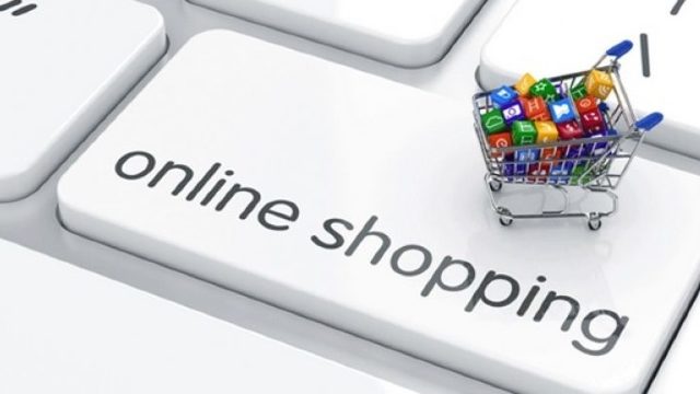 Experții, despre la ce trebuie să fii atent când cumperi online