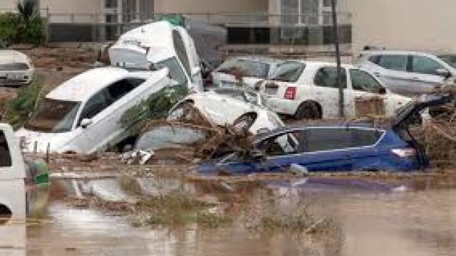 REUTERS: Inundații puternice în Mallorca, Spania, soldate cu cel puțin 9 victime