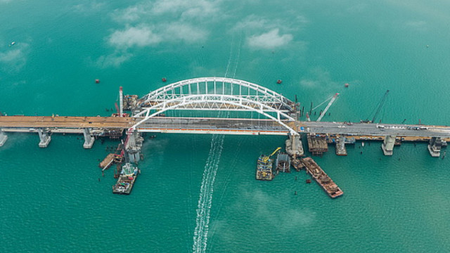Anchetă SBU: La ridicarea Podului Crimeei, Rusia a fost ajutată de o firmă din Ucraina