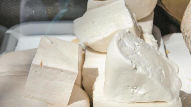 O fabrică de producere a brânzei de oi va fi deschisă în Cimișlia