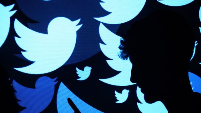 SUA | Twitter elimină conturi fake care fac apel la absenteism la alegeri